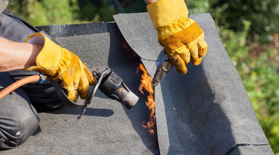 Professional gutter cleaning in Fort Campbell, KY